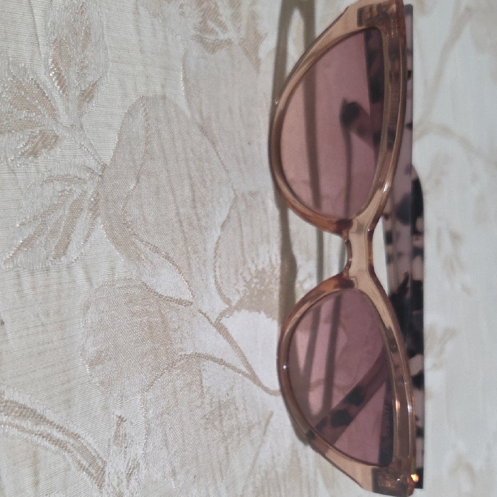 Dkny Cat Eye Pink Sunglasses